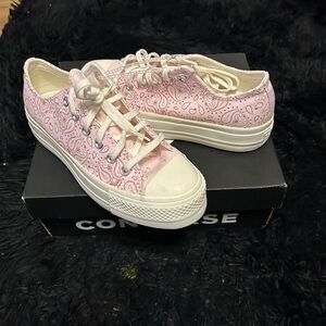 CONVERSE Chuck Taylor All Star Lift Platform Low 'Paisley' pink shoes sz 8.5 new